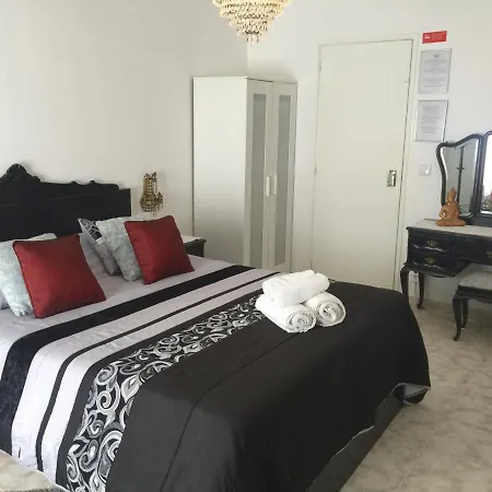 Casa Vintage Pensión Peniche